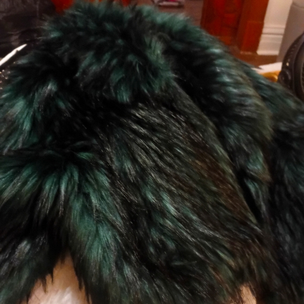 Luxurious Faux Fur Jacket in Green and Black